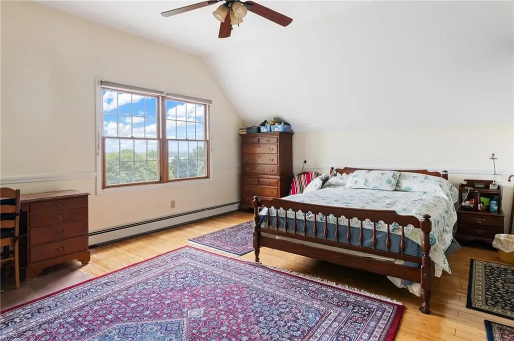 56 Holman Street Portsmouth RI 02871