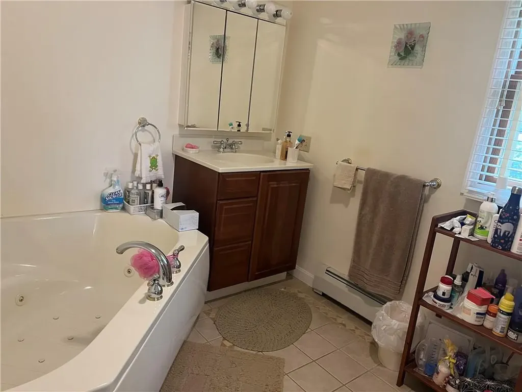 56 Holman Street Portsmouth RI 02871