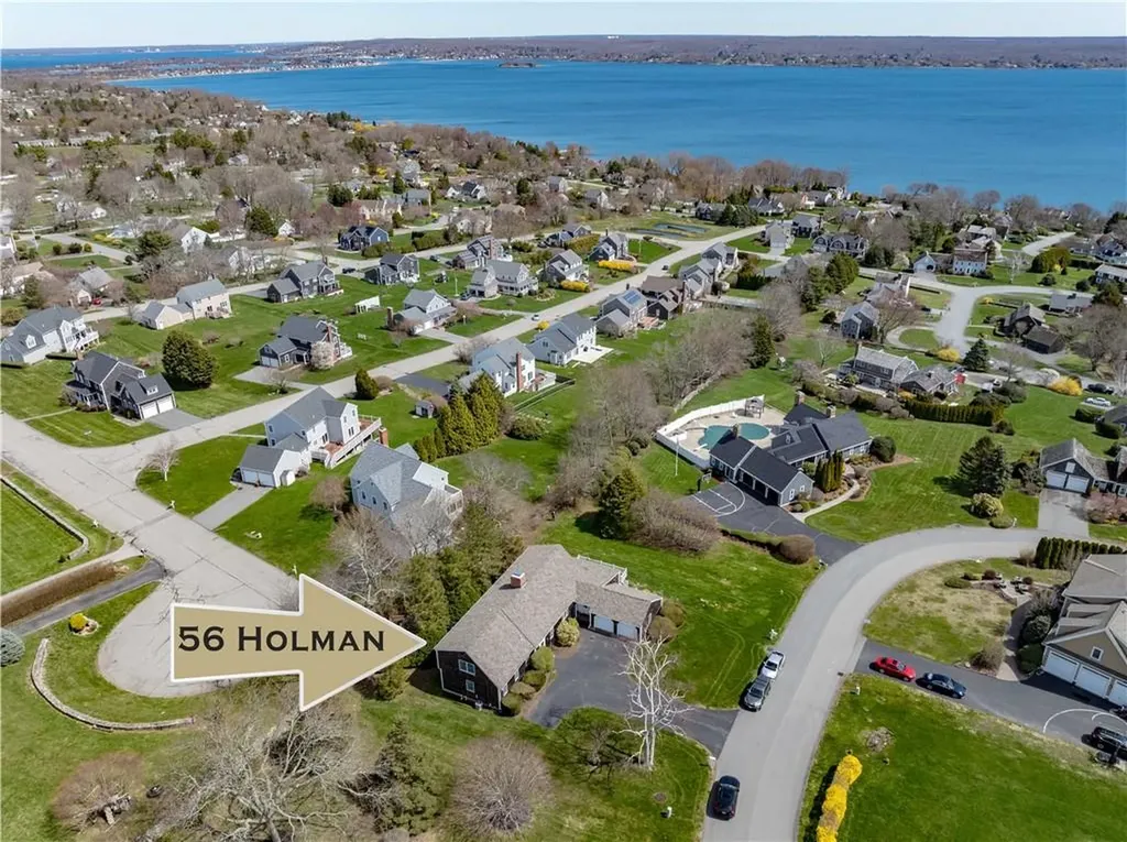 56 Holman Street Portsmouth RI 02871