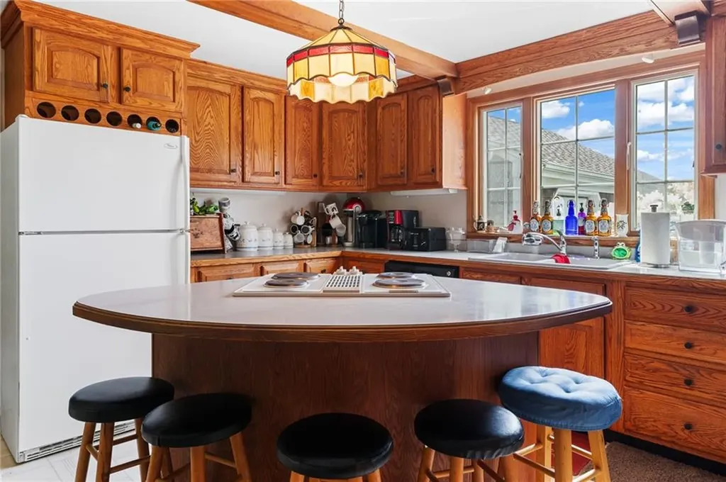 56 Holman Street Portsmouth RI 02871