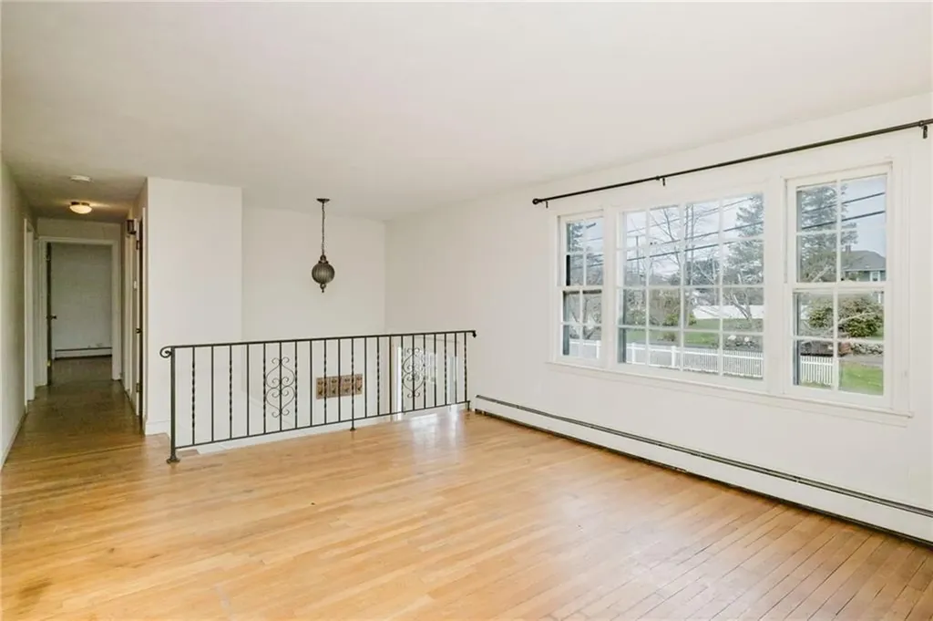 7 Fernbrook Drive Cranston RI 02920