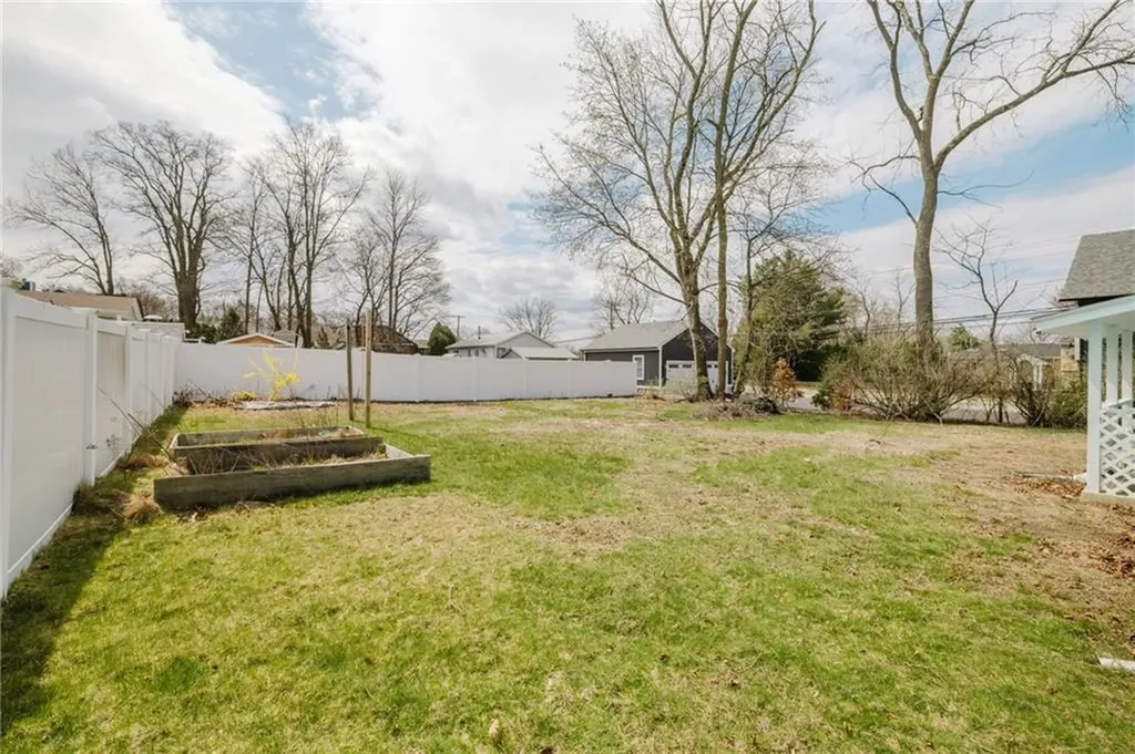 7 Fernbrook Drive Cranston RI 02920