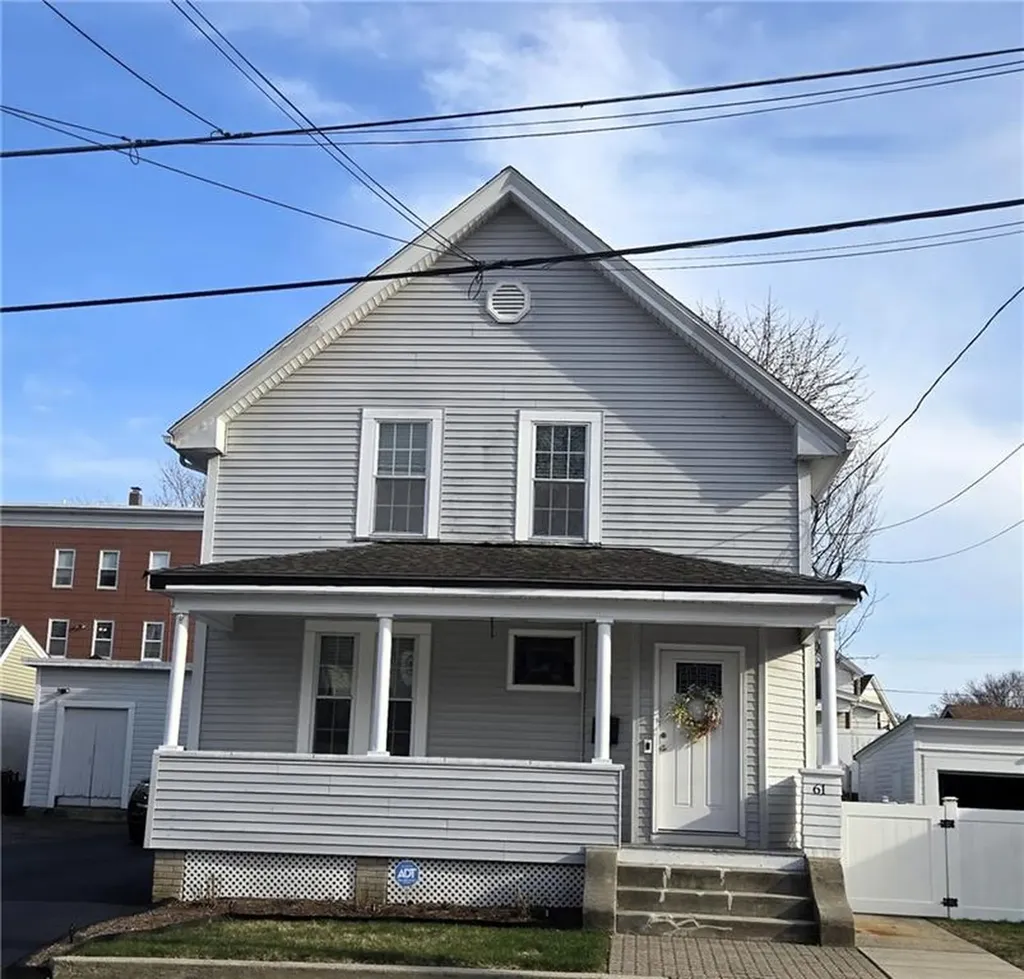 61 Collins Street Woonsocket RI 02895