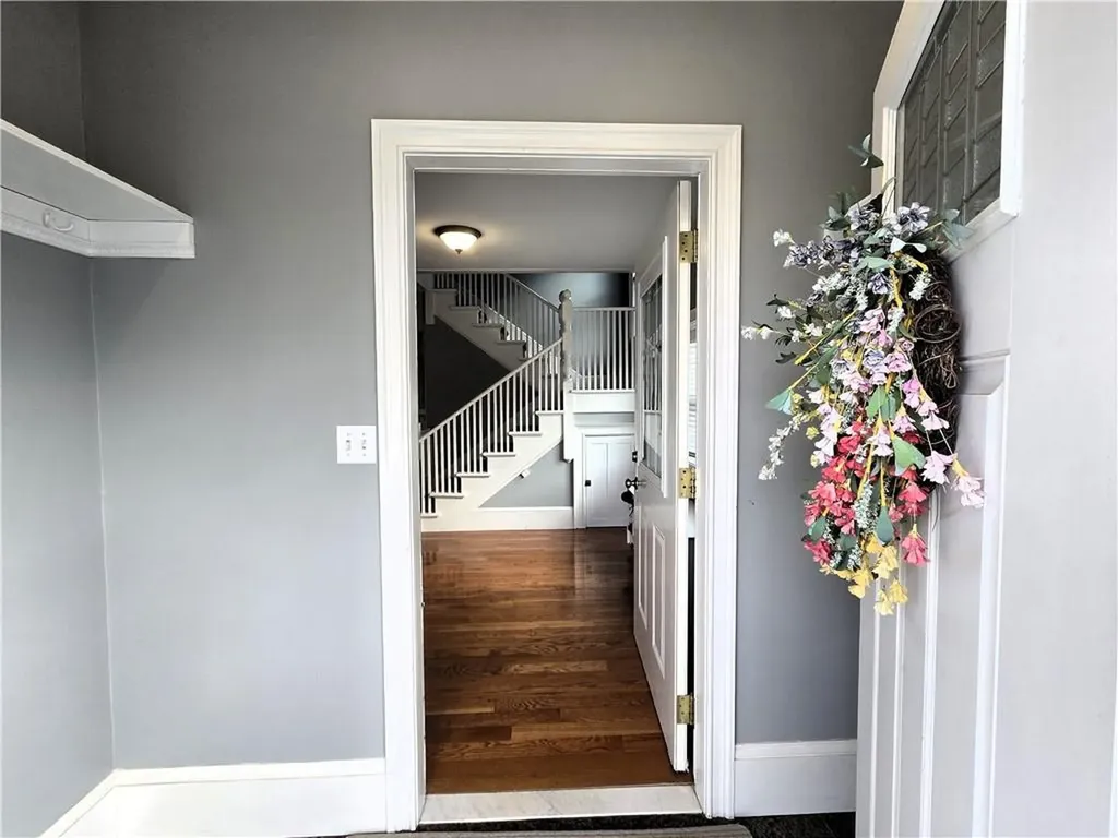 61 Collins Street Woonsocket RI 02895