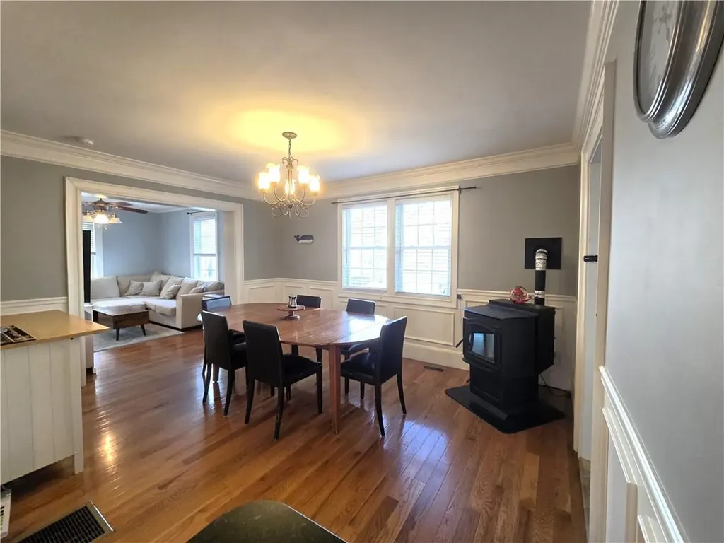 61 Collins Street Woonsocket RI 02895