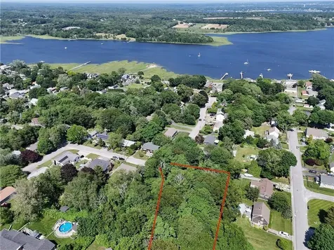 0 Overhill Road Warren RI 02885