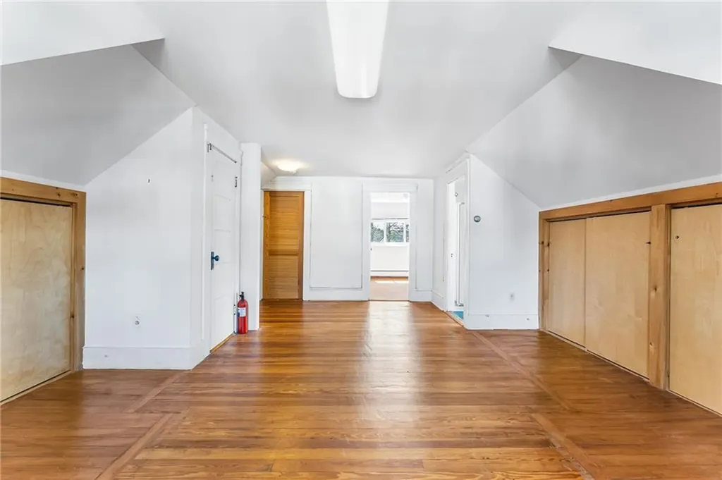 141 Elton Street Providence RI 02906