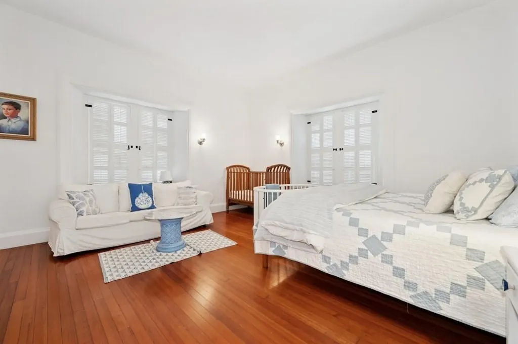 89 State Street Bristol RI 02809