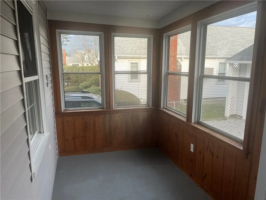 122 Calaman Road Cranston RI 02910