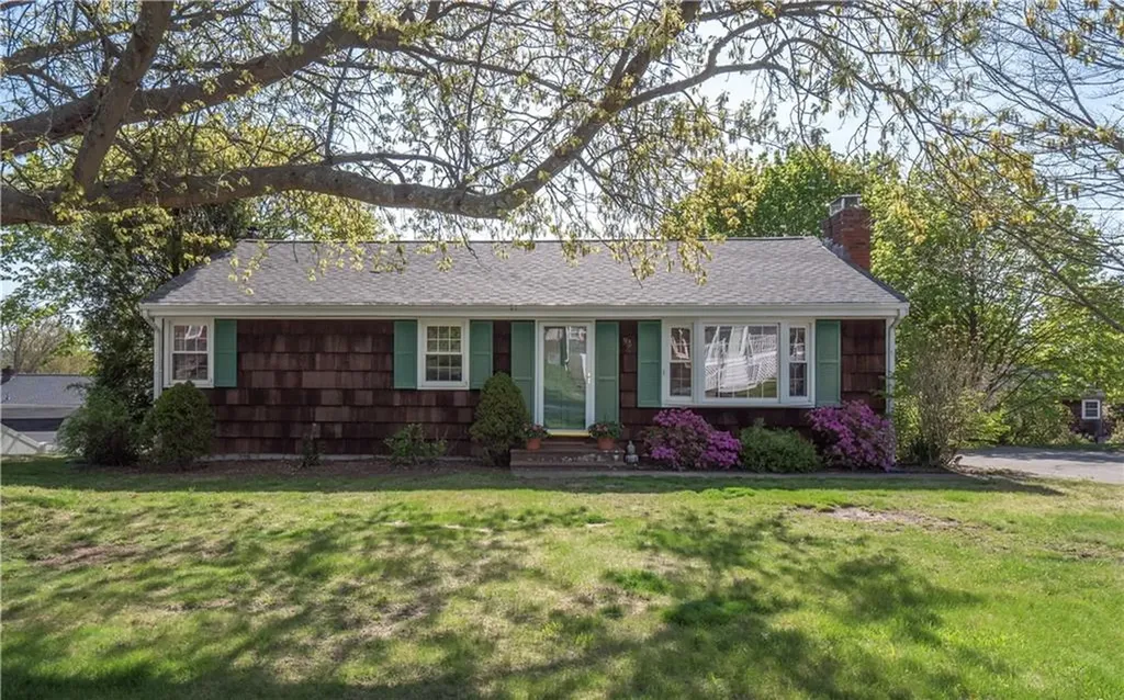 93 Viking Drive Portsmouth RI 02871