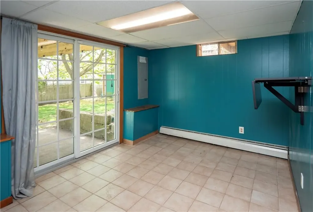 93 Viking Drive Portsmouth RI 02871