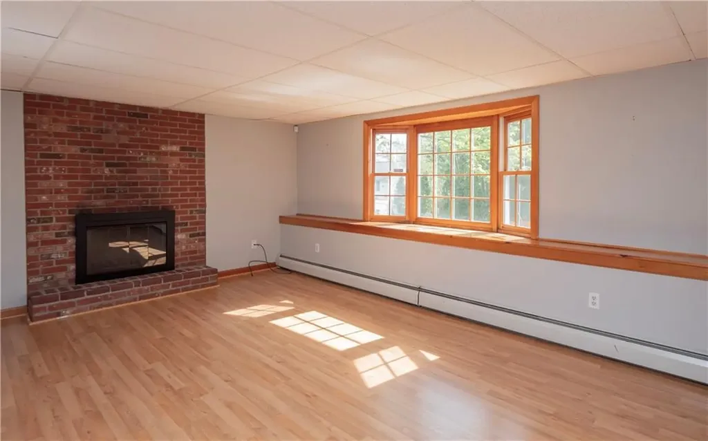 93 Viking Drive Portsmouth RI 02871