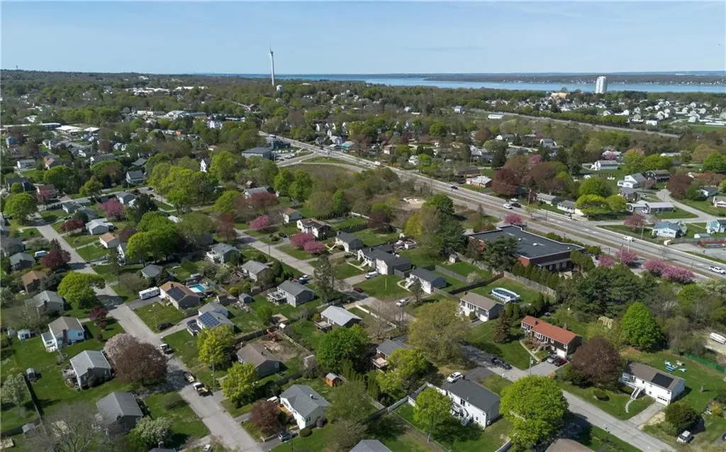 93 Viking Drive Portsmouth RI 02871