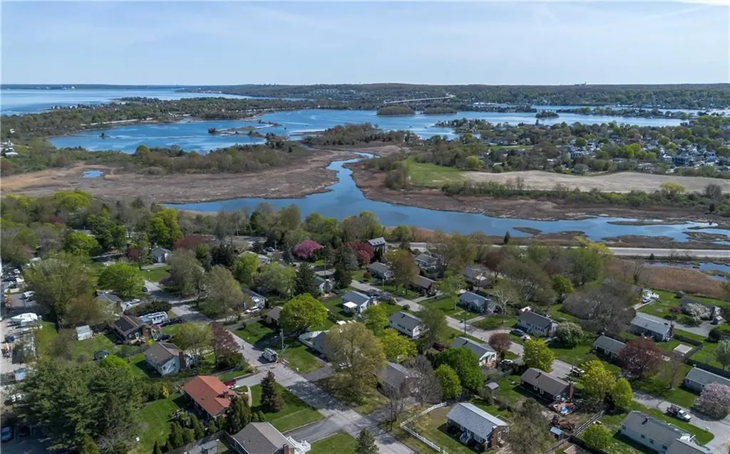 93 Viking Drive Portsmouth RI 02871