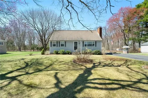 32 Tomlinson Road Attleboro MA 02703