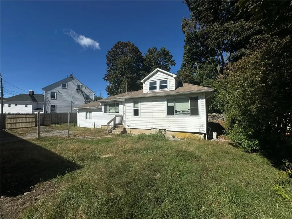 507 Washington Street Coventry RI 02816