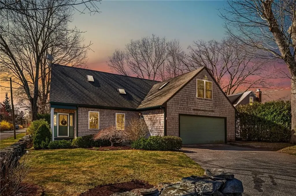 94 Chapin Avenue Warwick RI 02889