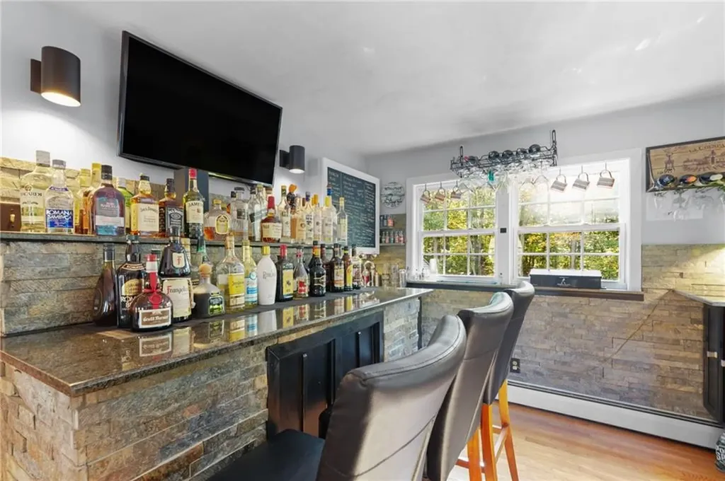 66 Ridgewood Road Cranston RI 02921