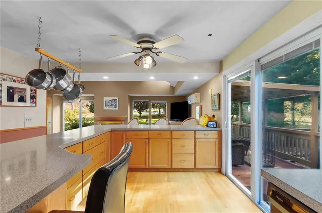 66 Ridgewood Road Cranston RI 02921