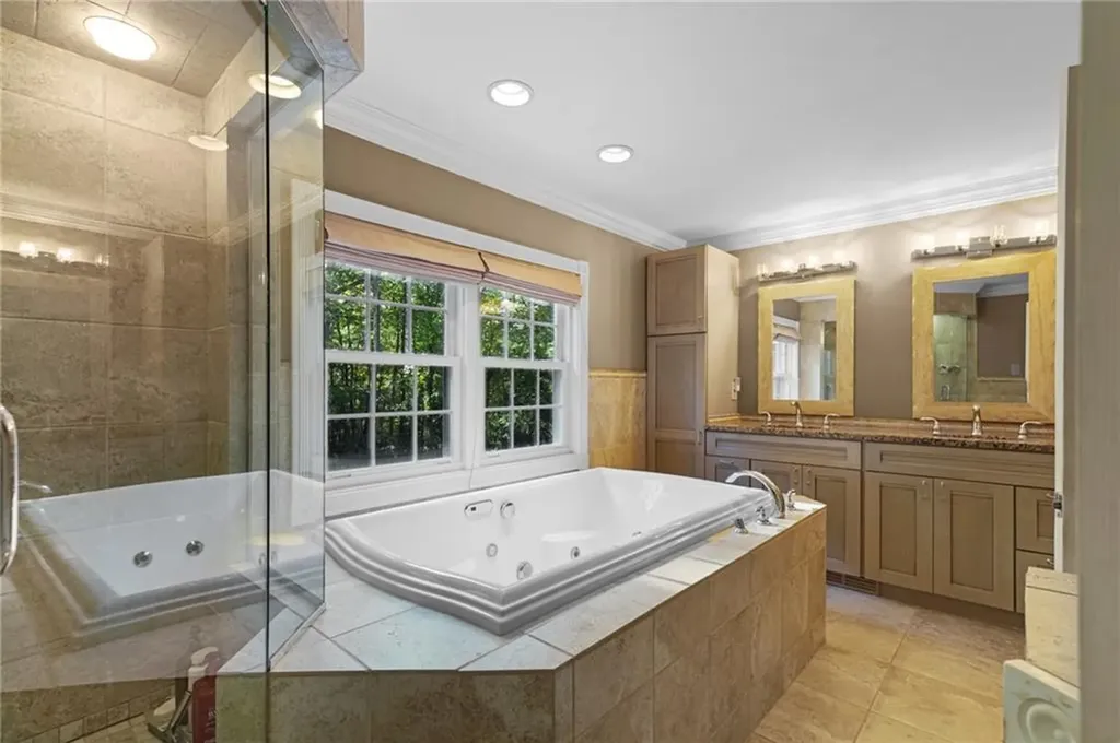 66 Ridgewood Road Cranston RI 02921