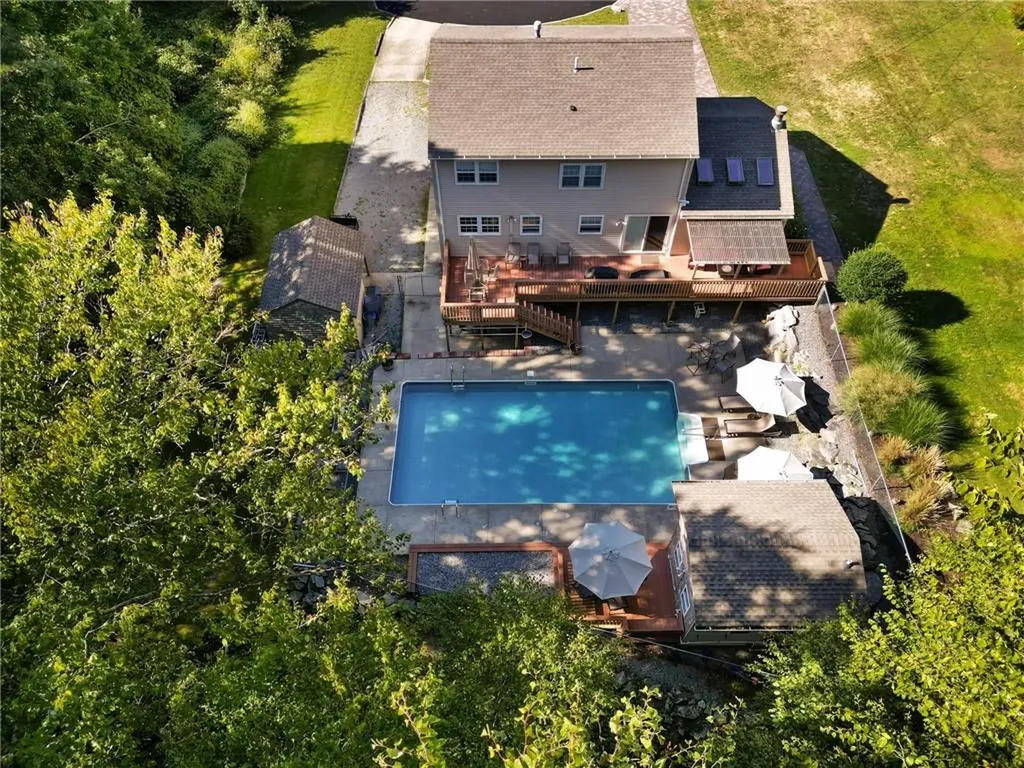 66 Ridgewood Road Cranston RI 02921