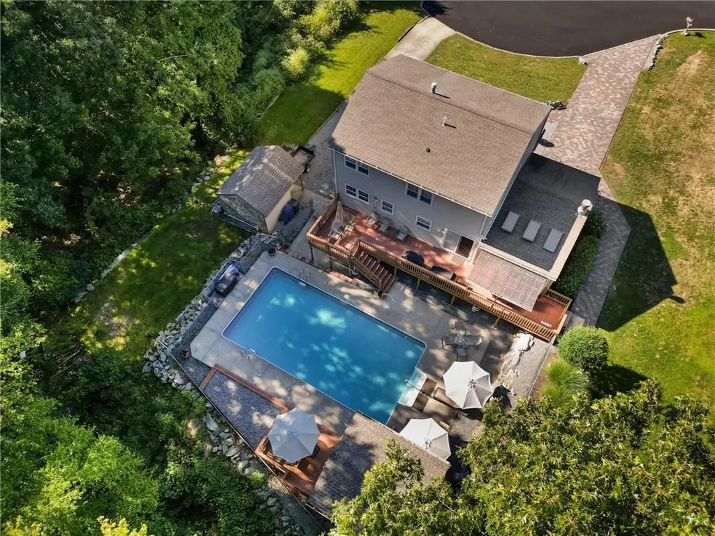 66 Ridgewood Road Cranston RI 02921