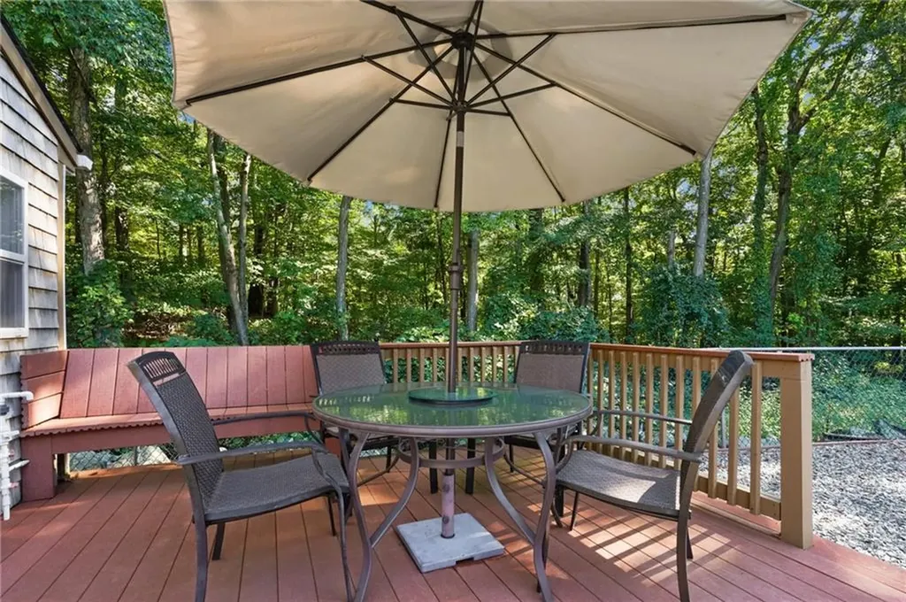 66 Ridgewood Road Cranston RI 02921