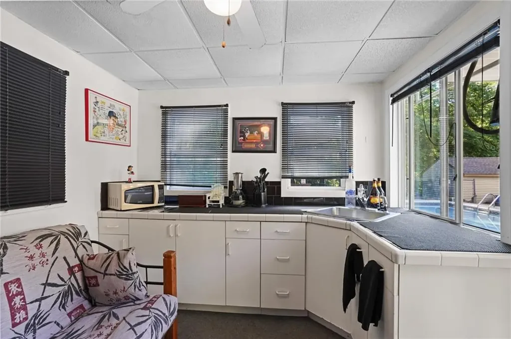 66 Ridgewood Road Cranston RI 02921