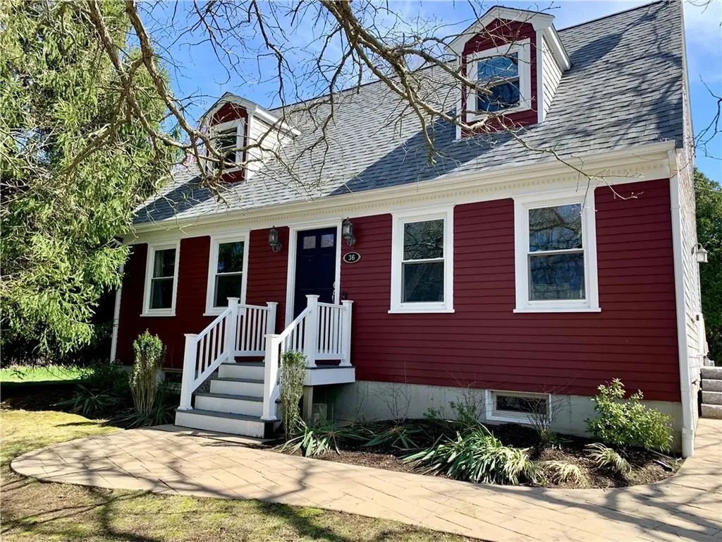 36 Brooks Farm Drive Bristol RI 02809