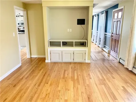 36 Brooks Farm Drive Bristol RI 02809