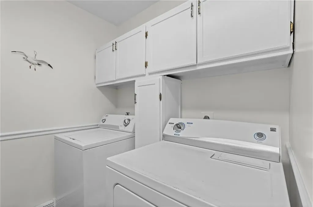 48 Carver Lane Narragansett RI 02882