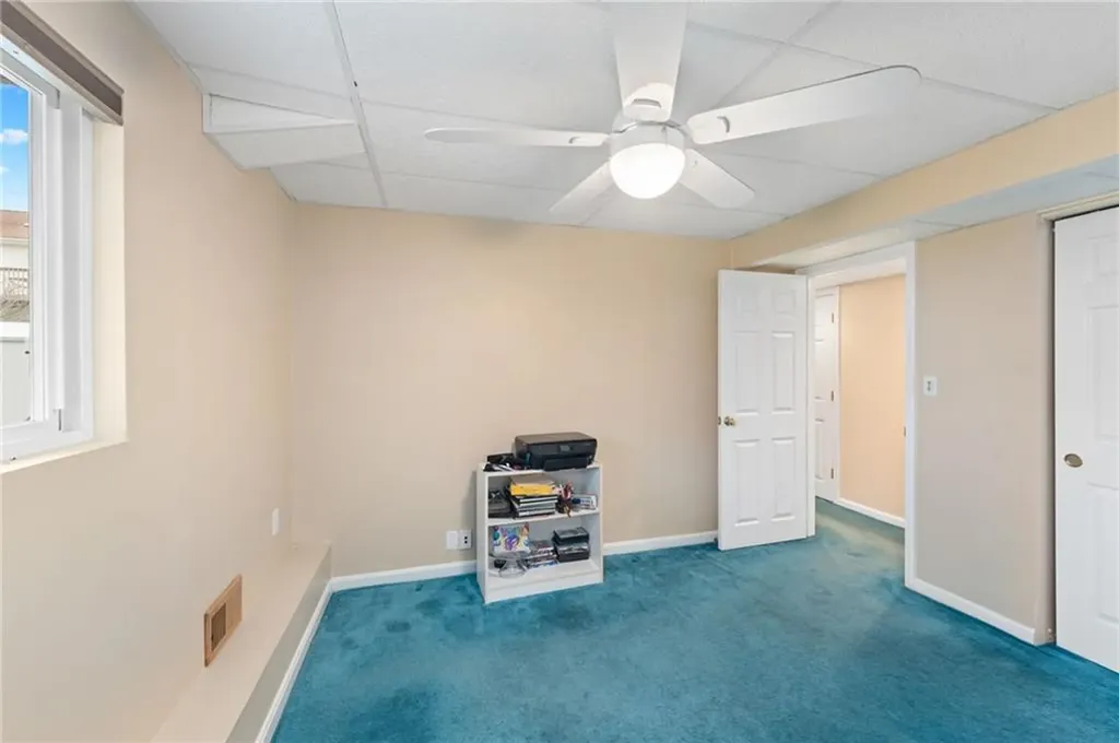 9 Iroquois Trail Cranston RI 02921