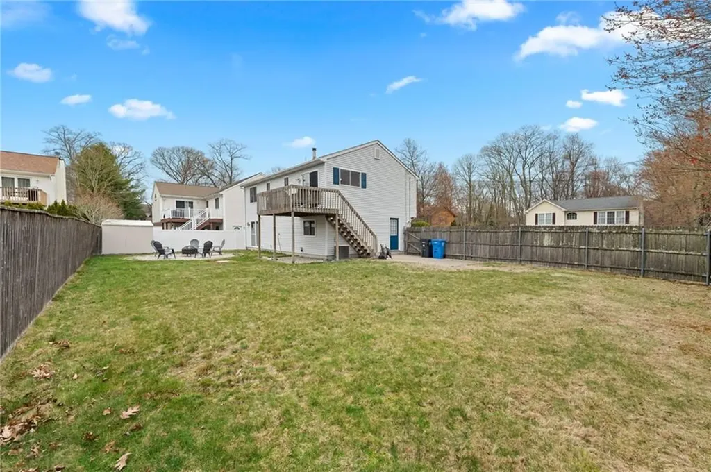 9 Iroquois Trail Cranston RI 02921