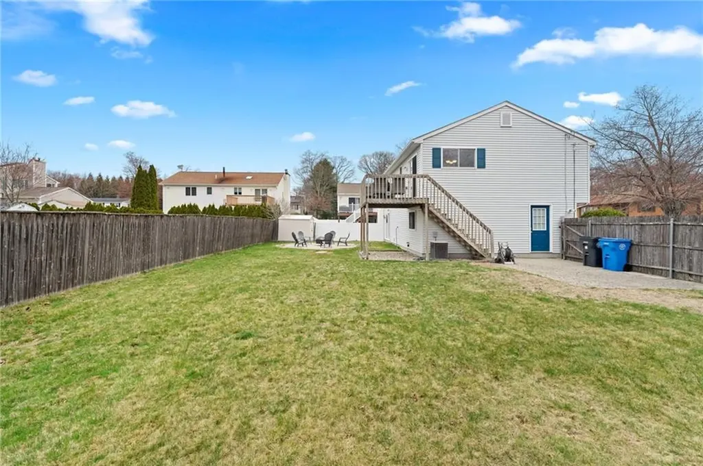 9 Iroquois Trail Cranston RI 02921