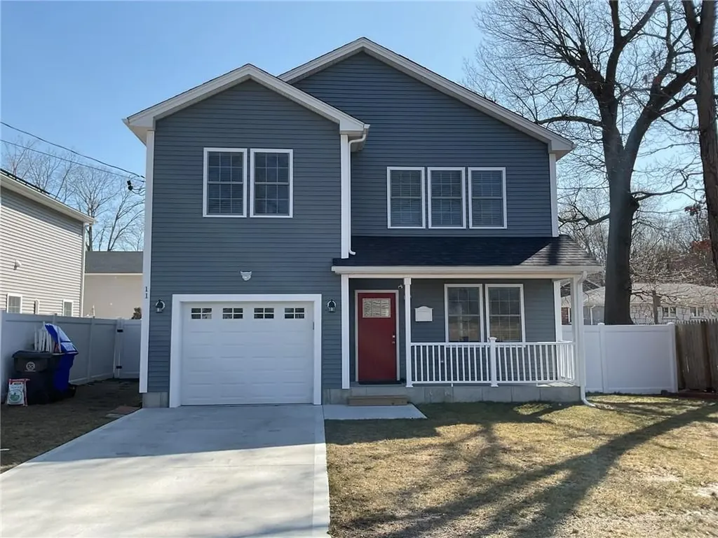 11 Lynn Avenue East Providence RI 02916