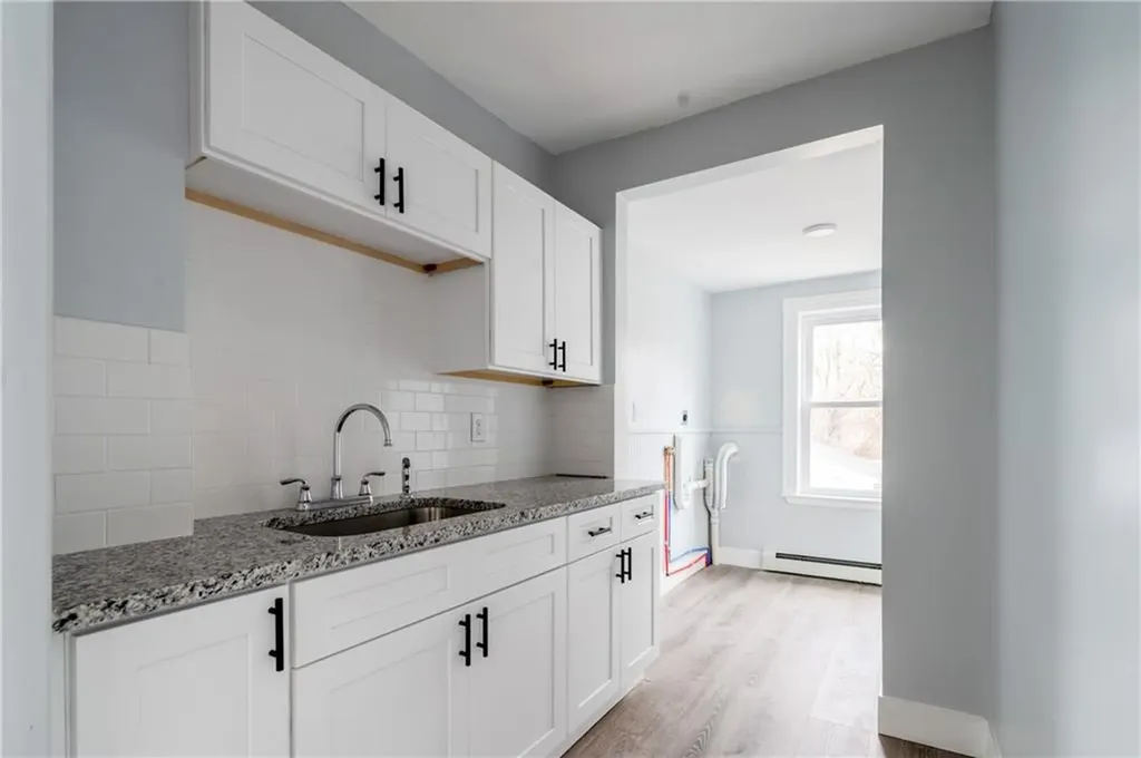 10 Oneil Street Providence RI 02904