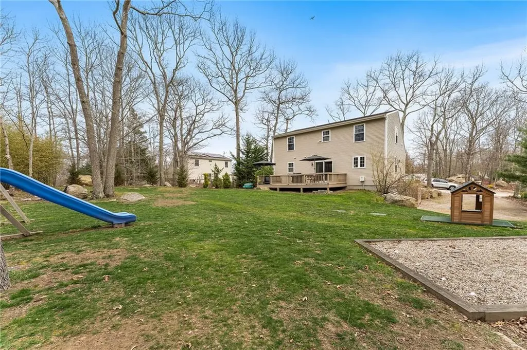 135 Crandall Road Tiverton RI 02878