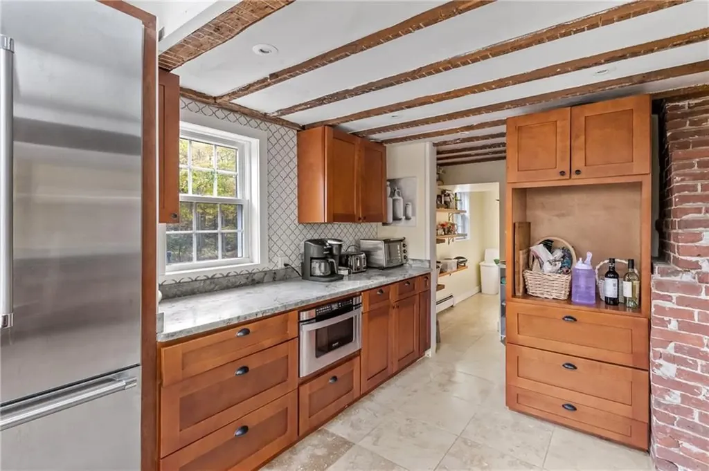 16 Foster Center Road Foster RI 02825