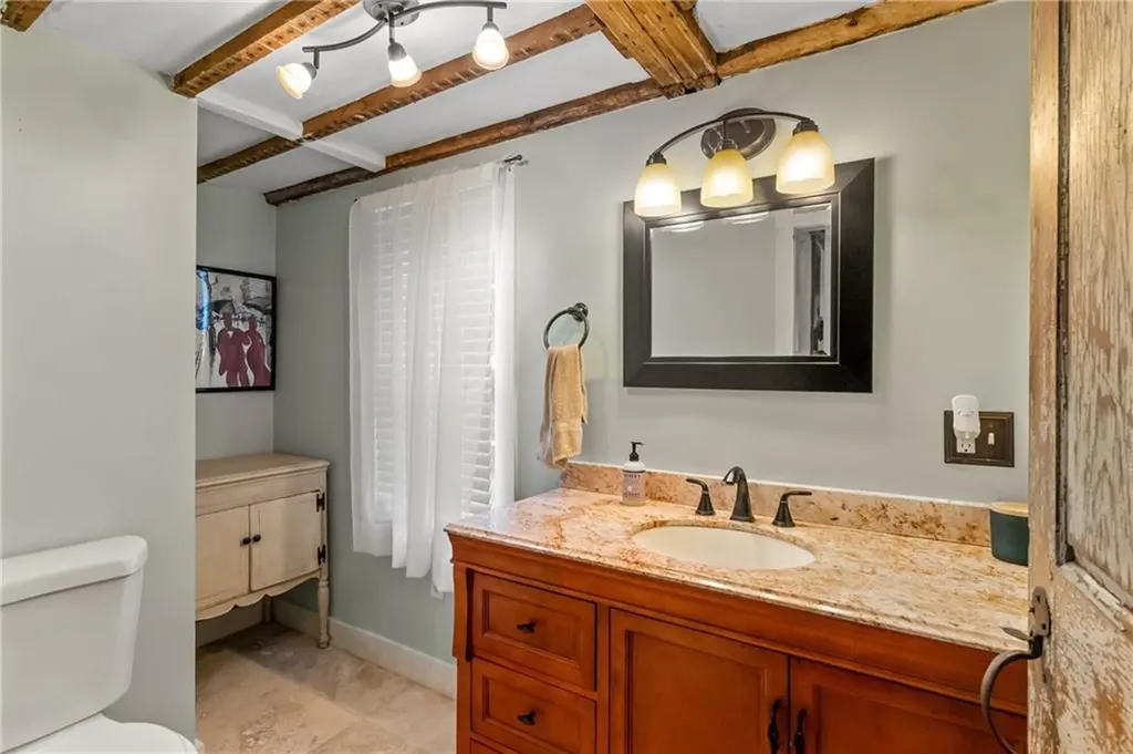 16 Foster Center Road Foster RI 02825