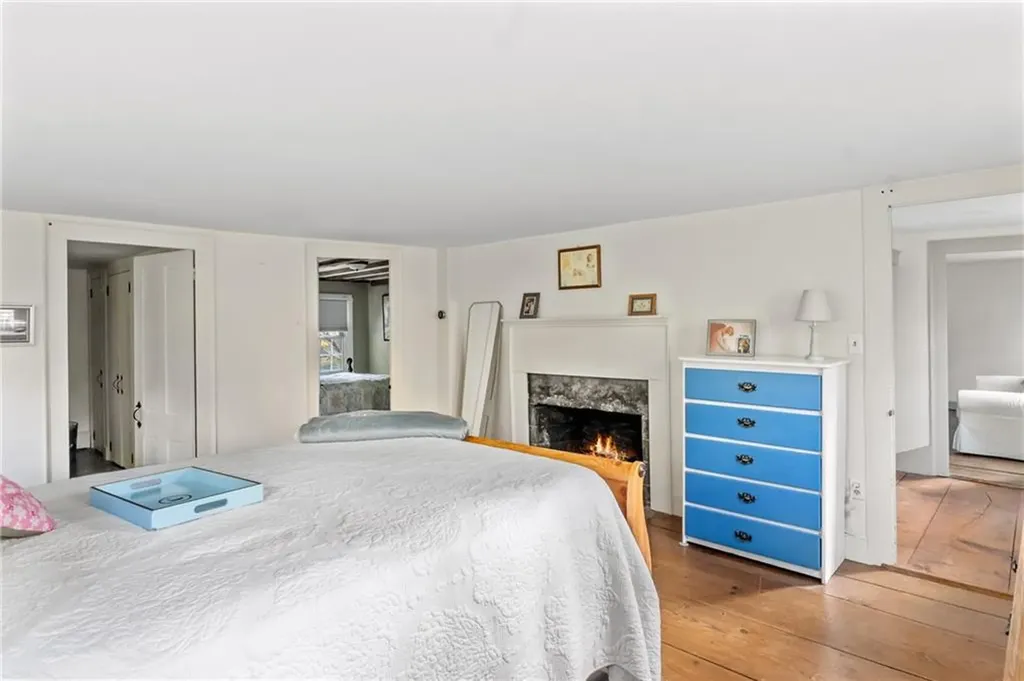 16 Foster Center Road Foster RI 02825