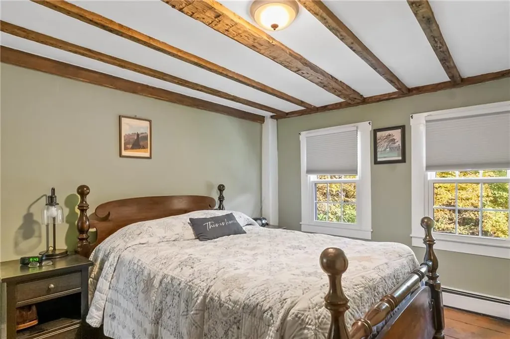 16 Foster Center Road Foster RI 02825