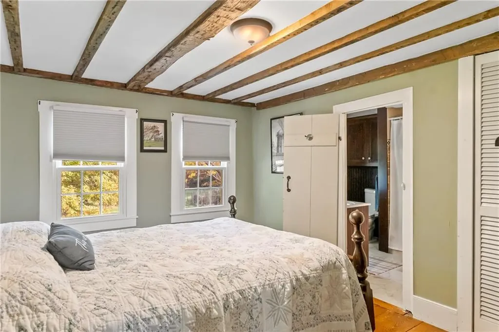 16 Foster Center Road Foster RI 02825