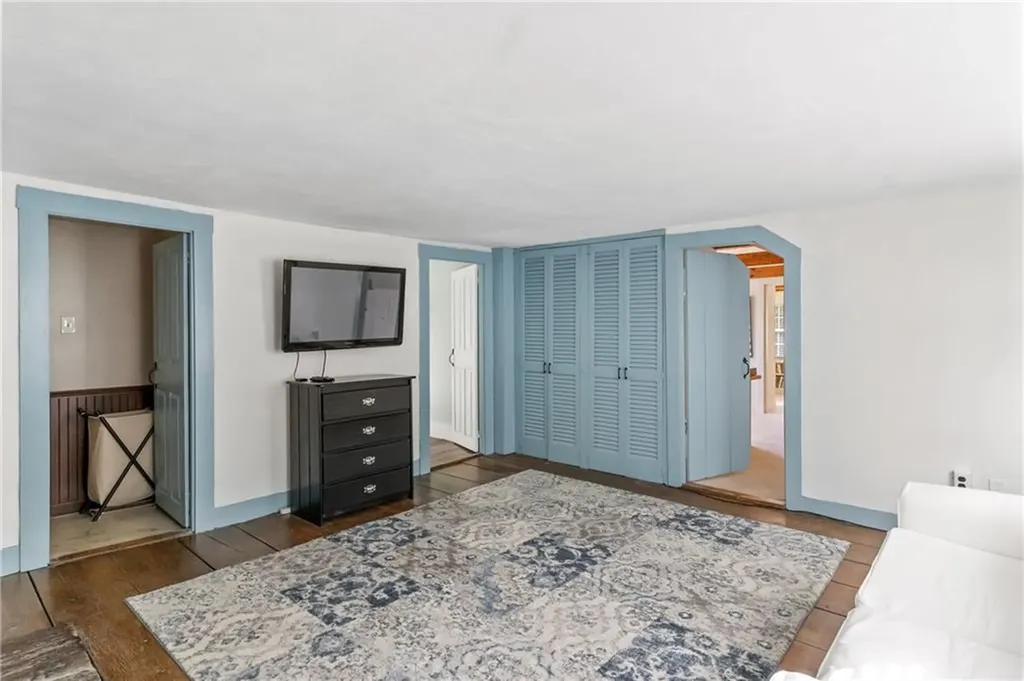 16 Foster Center Road Foster RI 02825