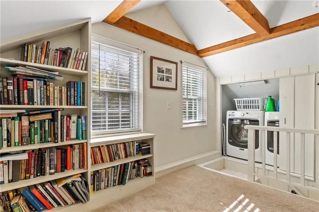 16 Foster Center Road Foster RI 02825