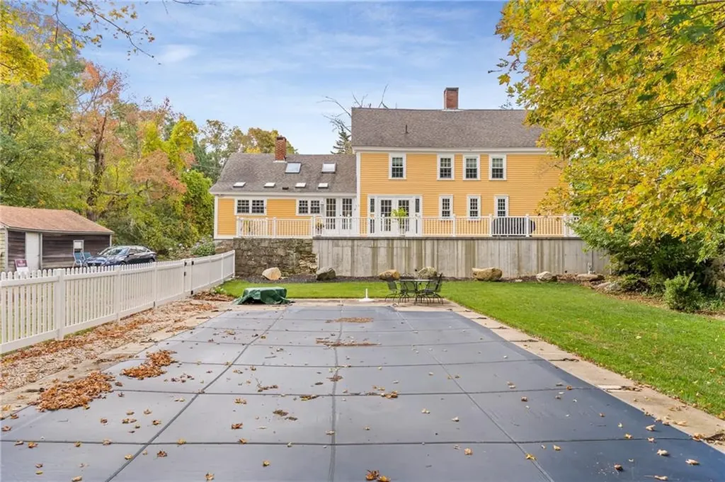 16 Foster Center Road Foster RI 02825