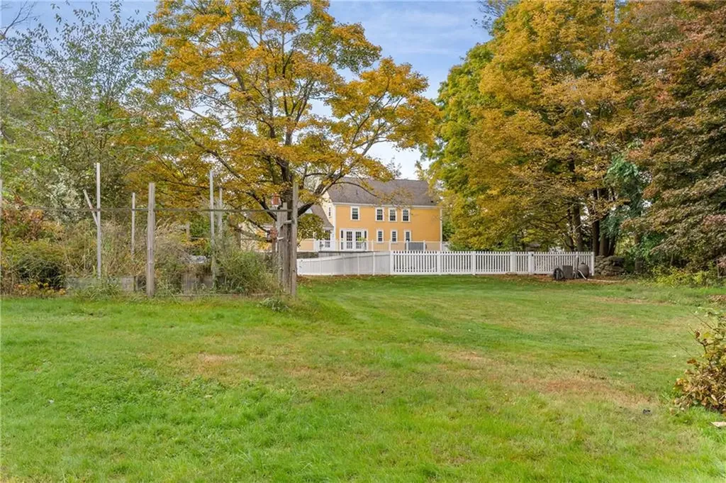 16 Foster Center Road Foster RI 02825