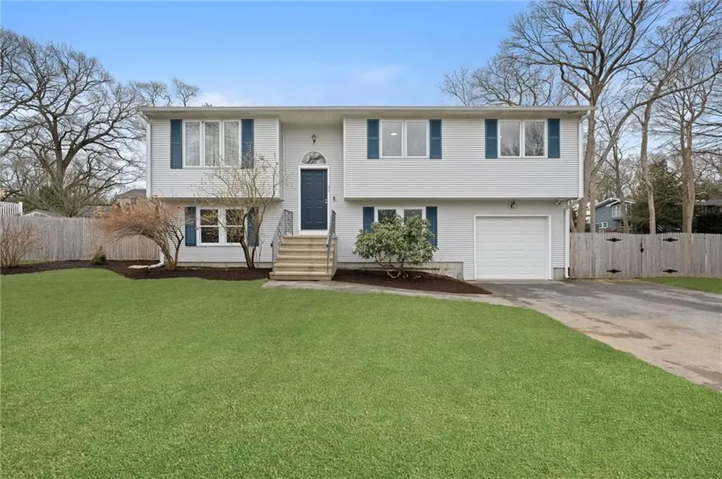 23 Bokar Street Warwick RI 02886