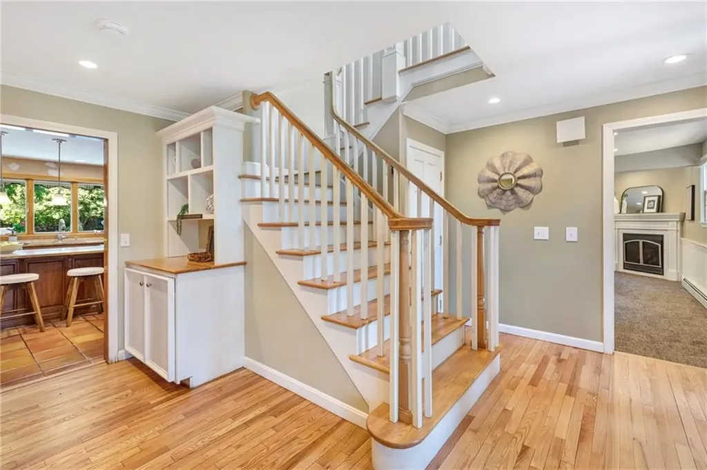 297 Black Point Lane Portsmouth RI 02871