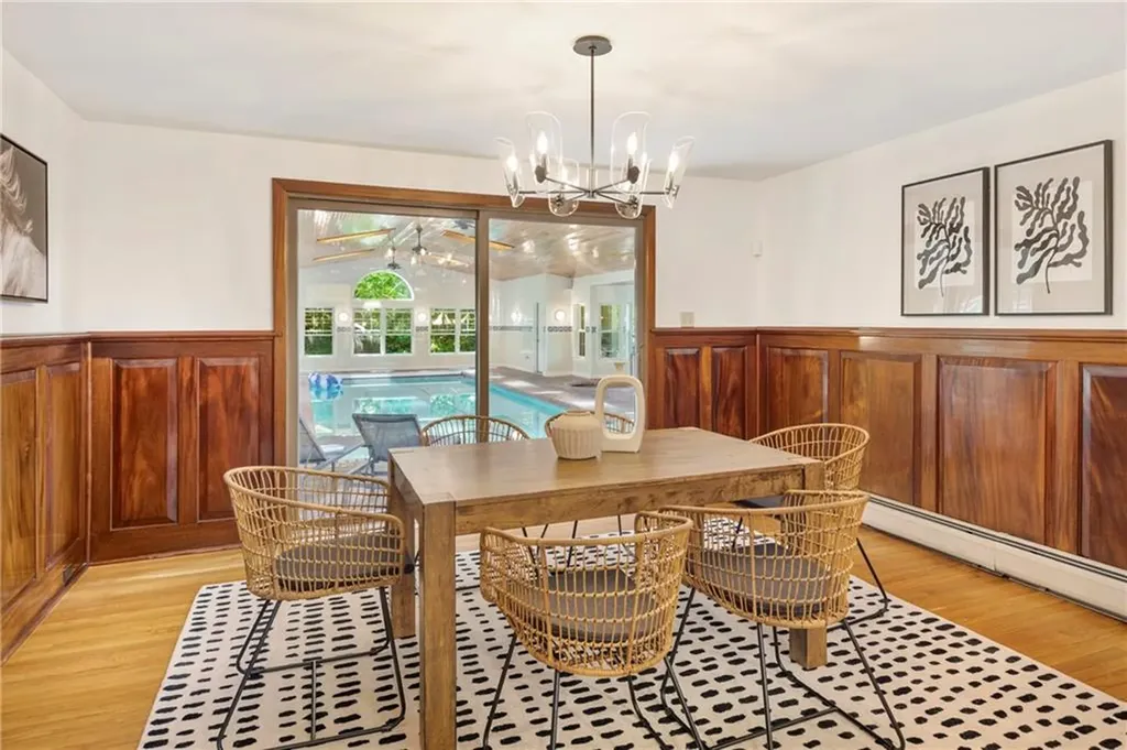 297 Black Point Lane Portsmouth RI 02871