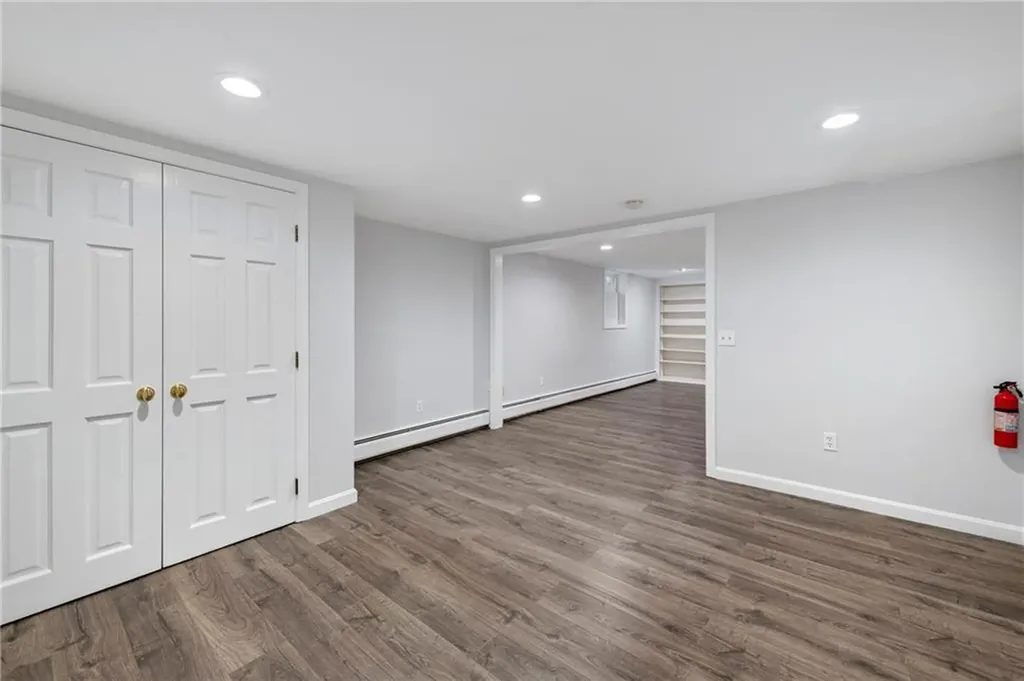 297 Black Point Lane Portsmouth RI 02871